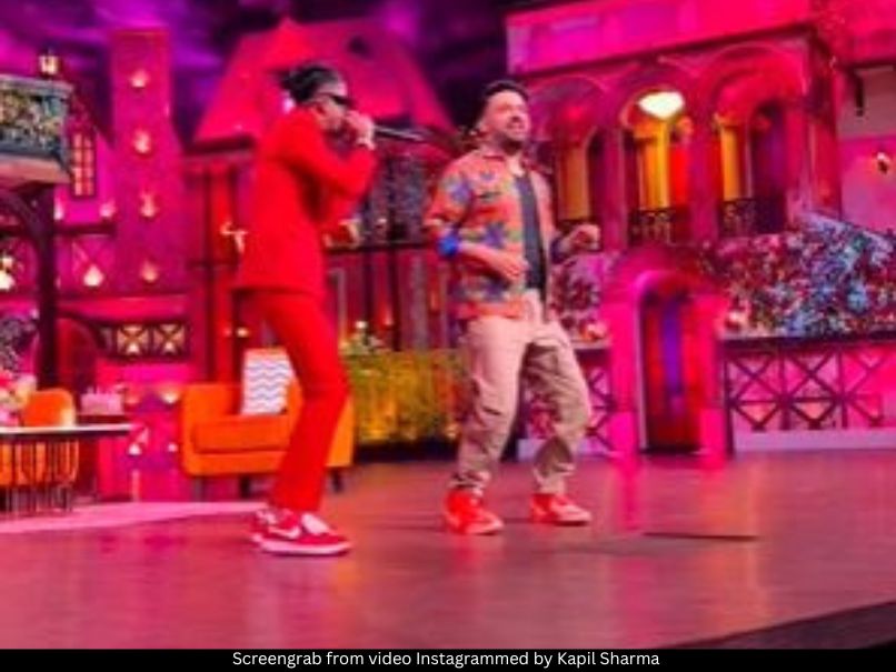 MC Stan raps at Kapil Sharma show 