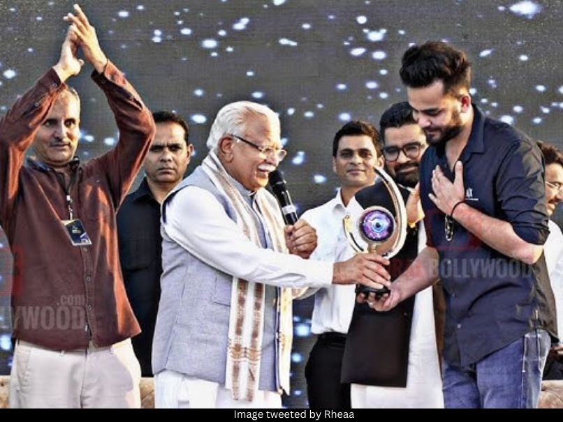 Elvish Yadav Manohar Khattar 