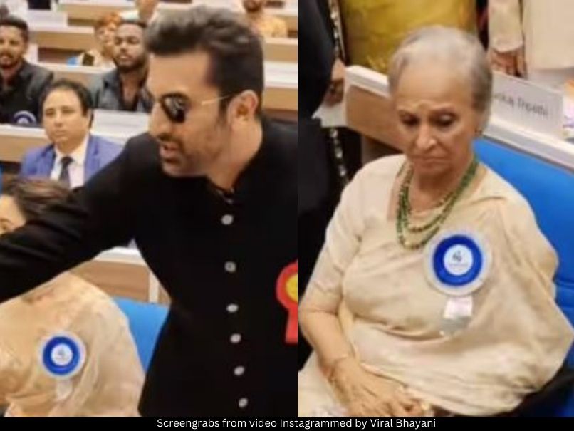 Ranbir Kapoor and Waheeda Rehman 