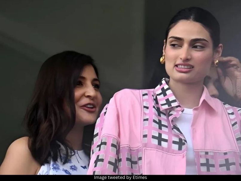 Anushka Sharma and Athiya Shetty 