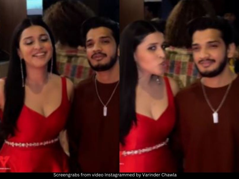 Mannara Chopra and Munawar Faruqui 