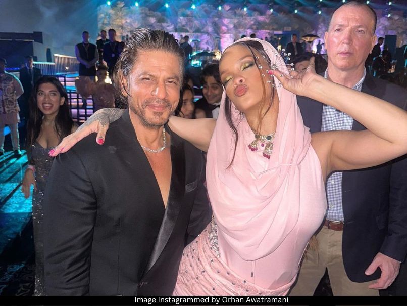 Rihanna and SRK 