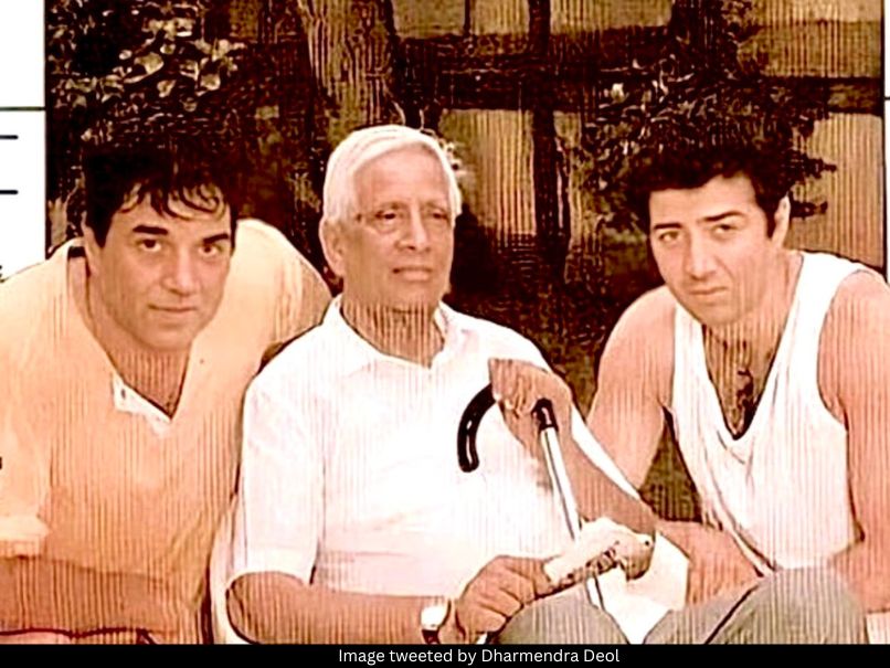  Dharmendra Sunny Deol