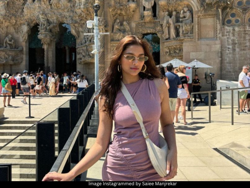 Saiee Manjrekar 