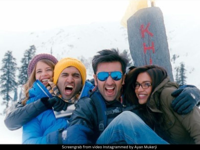 Yeh Jawaani Hai Deewani poster