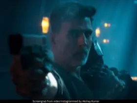 Bade Miyan Chote Miyan Poster 