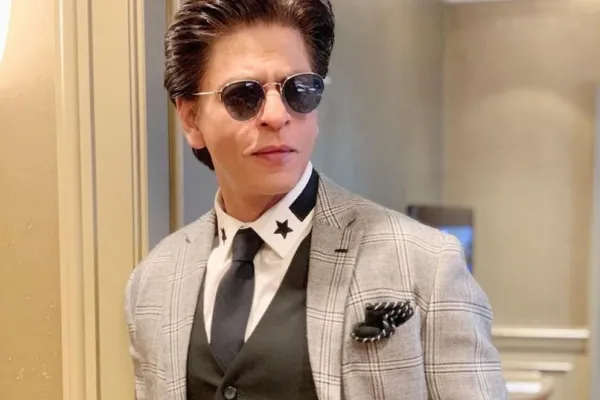 Shah Rukh Khan photo