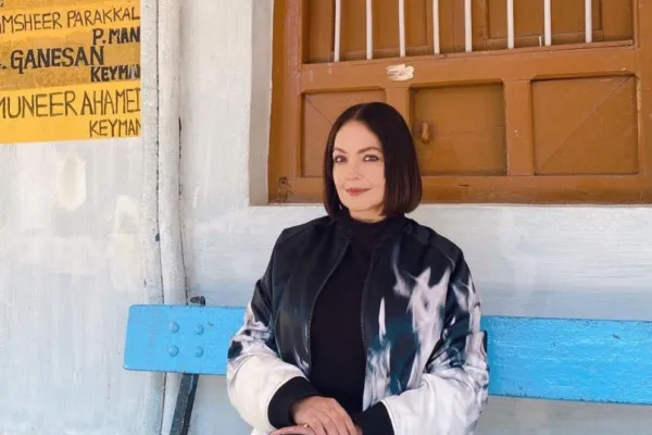Pooja Bhatt 
