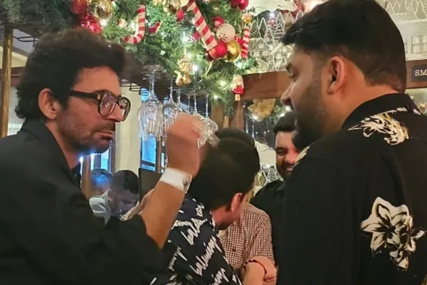 Sunil Grover and Kapil Sharma 