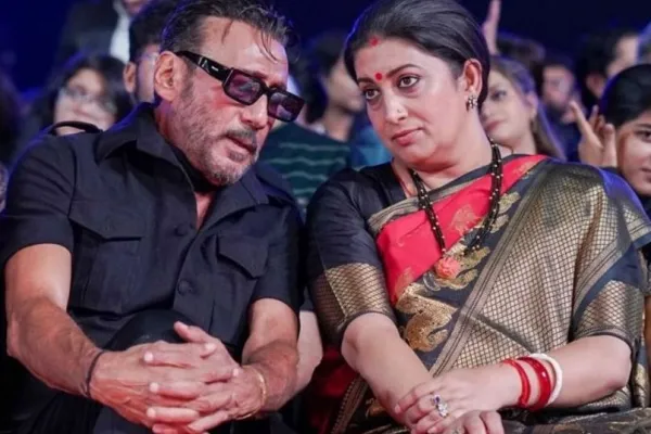 Smriti Irani and Jackie Shroff 