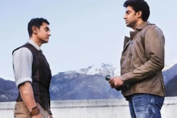 Aamir Khan and Abhishek Bachchan 