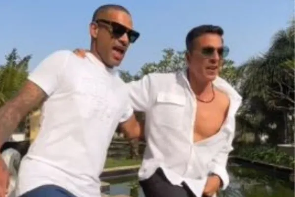 Shikhar Dhawan and Akshay Kumar 