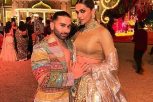 Orry and Deepika Padukone 