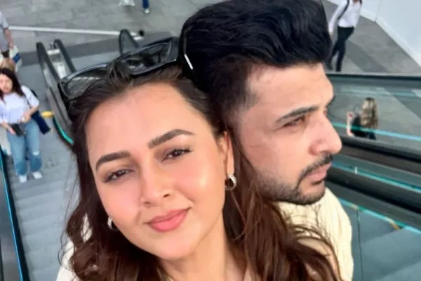 Tejasswi Prakash and Karan Kundrra 
