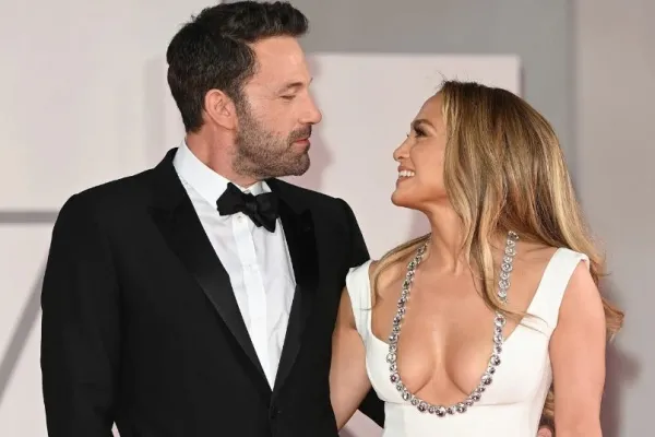 Jennifer Lopez and Ben Affleck 