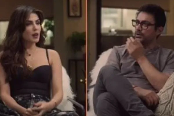 Rhea Chakraborty and Aamir Khan 