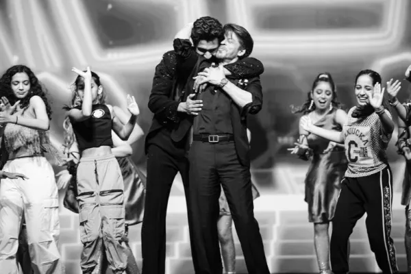 Vicky Kaushal and Shah Rukh Khan 