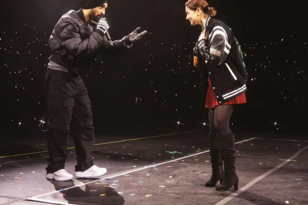 Diljit Dosanjh and Hania Aamir 