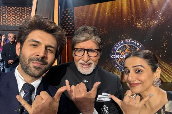 Big B, Kartik Aaryan and Vidya Balan 