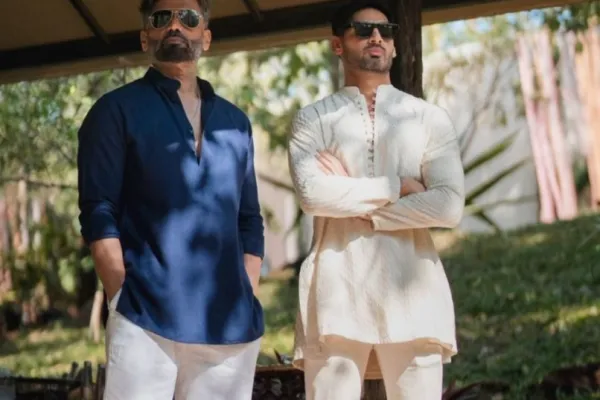 Suniel Shetty Ahan Shetty 